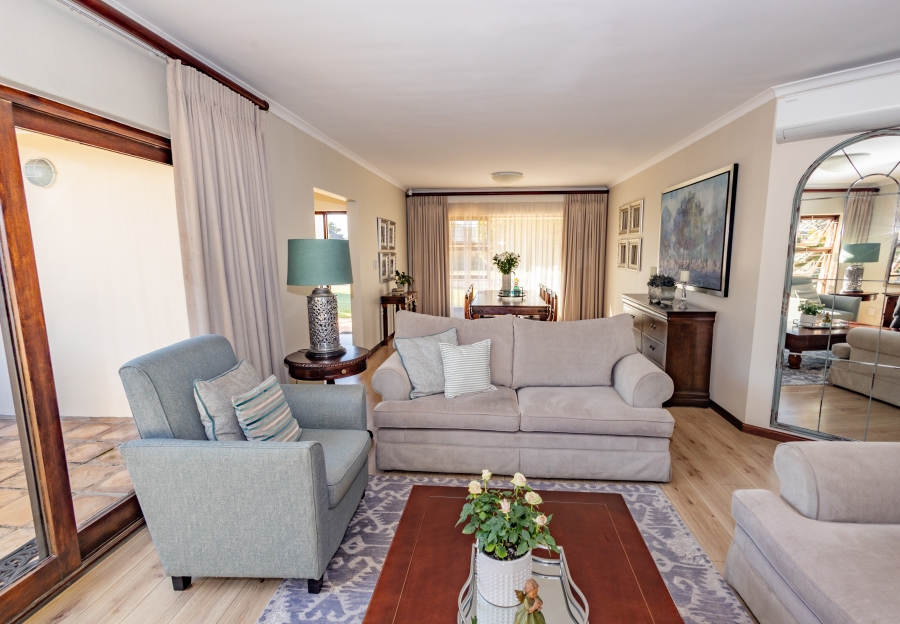 4 Bedroom Property for Sale in Sonstraal Western Cape